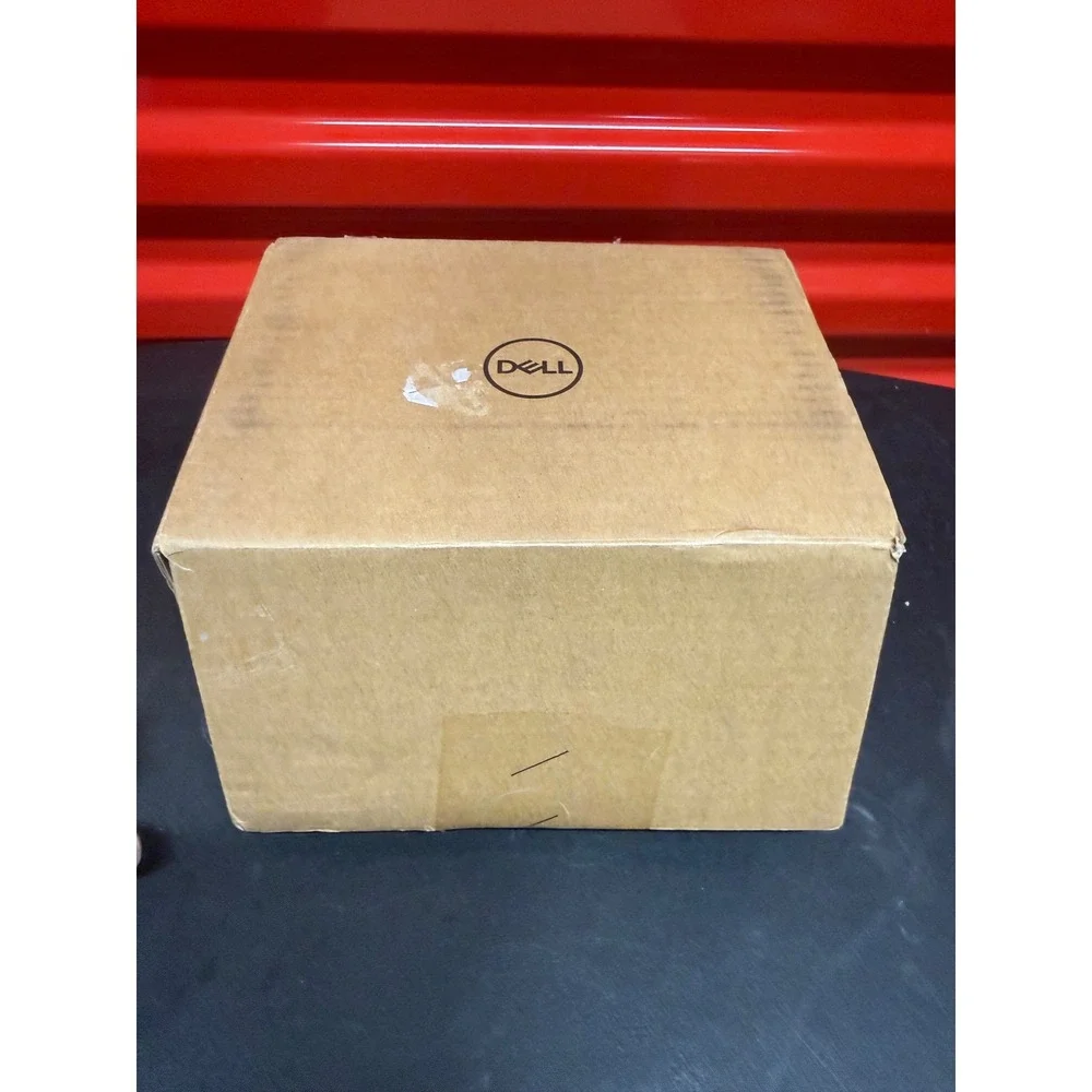 Dell Universal‎ Dock D6000S USB-C USB-A Triple 4K DisplayLink Docking Station